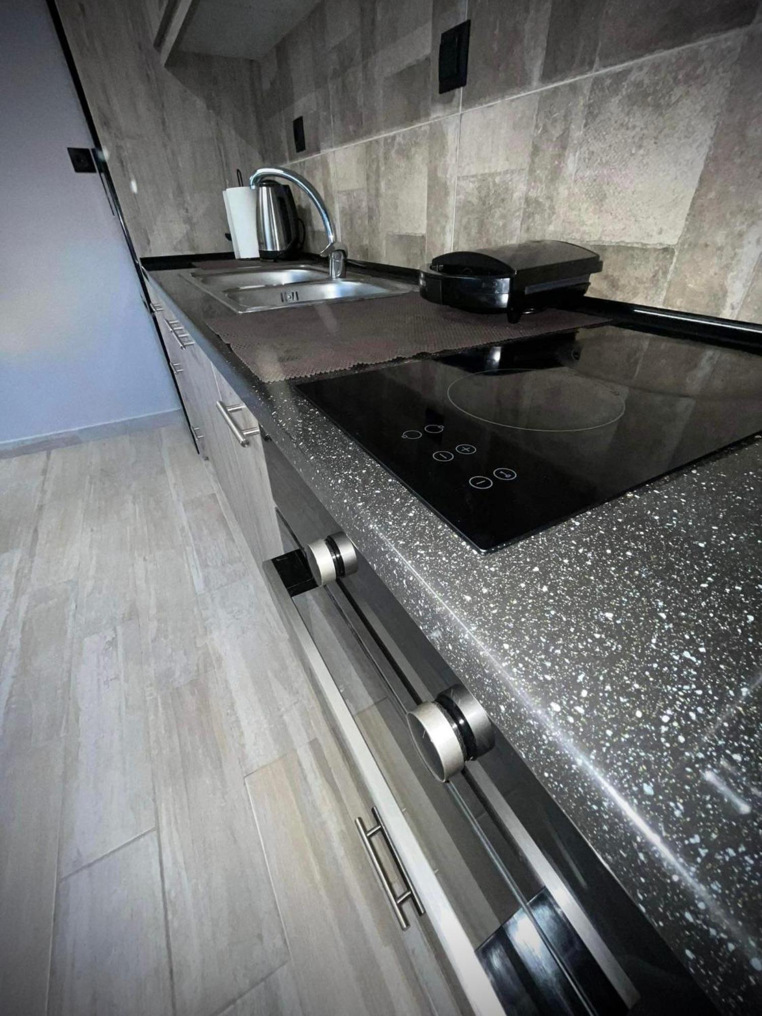 Joannas Airport Luxury Rooms أرتيميدا المظهر الخارجي الصورة